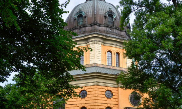 Högt i tak i Hedvig Eleonora kyrka  Vi samlas här onsdagen den 7 februari kl 12.00